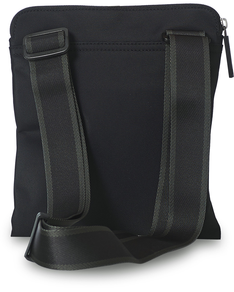 Herr | BOSS Athleisure Magnified Shoulder Bum Bag Black | BOSS GREEN | BOSS Athleisure Magnified Shoulder Bum Bag Black