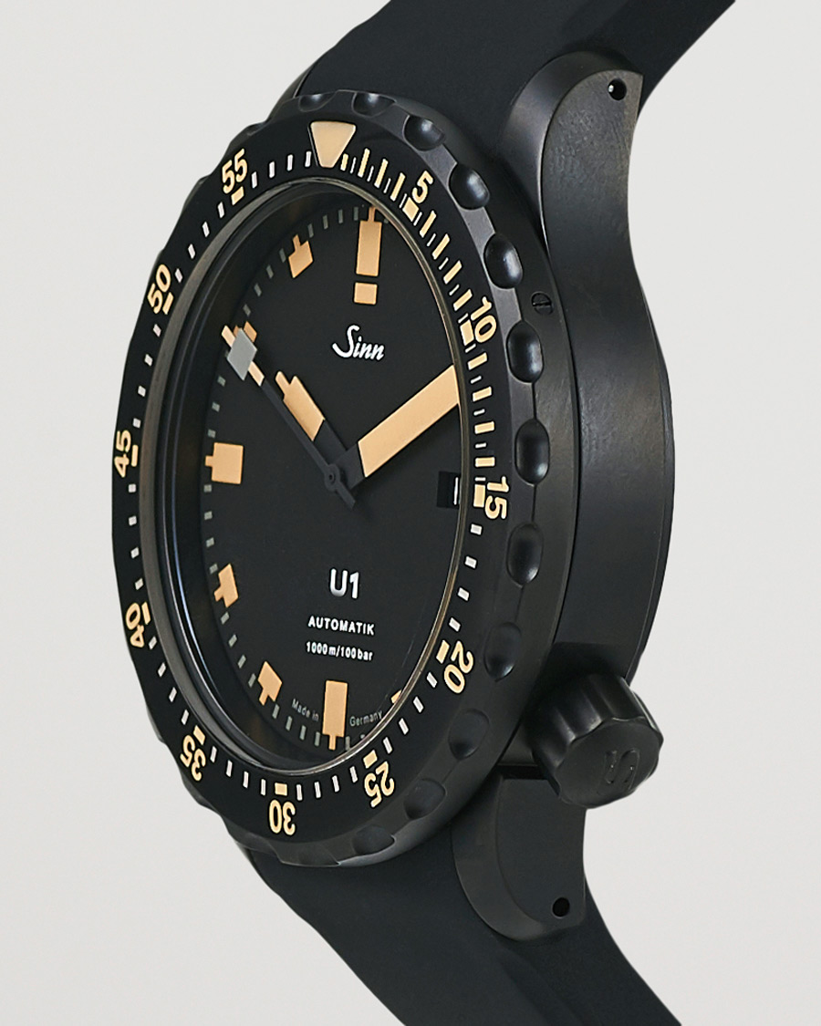 Herr | Sinn U1 Black Hard Coating Diving Watch 44mm Black/Ivory | Sinn | U1 Black Hard Coating Diving Watch 44mm Black/Ivory