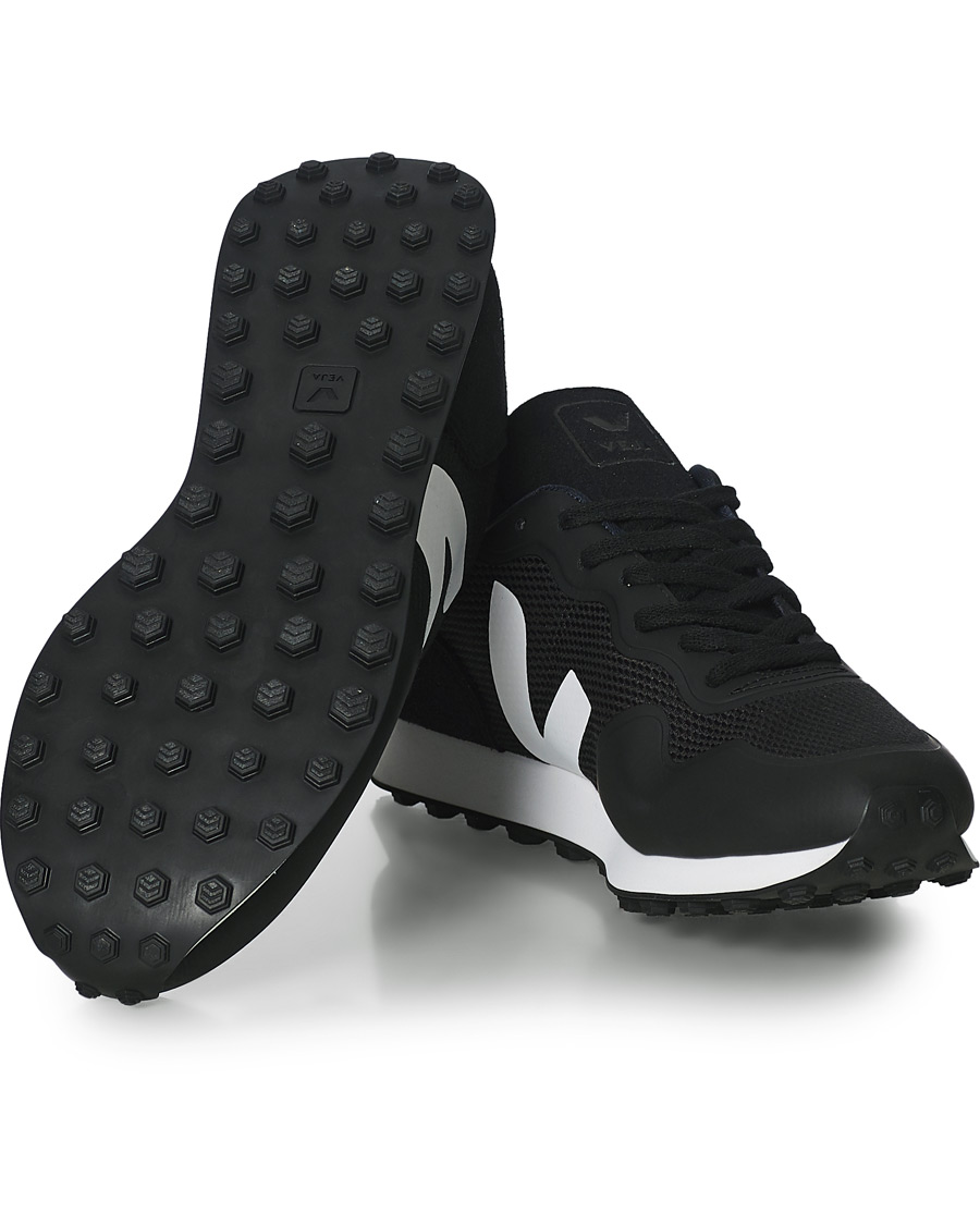 Herr | Veja SDU Vegan Running Sneaker Black/White | Veja | SDU Vegan Running Sneaker Black/White