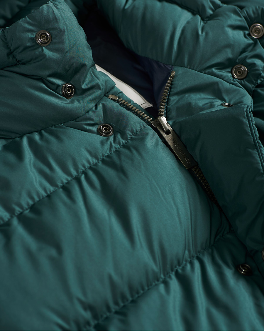 Herr | Jackor | Woolrich | Sierra Hooded Puffer Jacket Stand