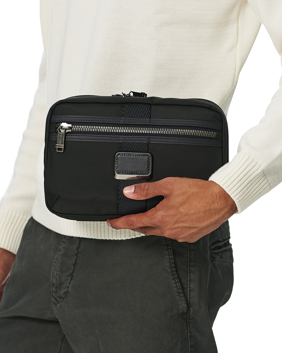 Herr | TUMI Alpha Bravo Reno Travel Kit Black | TUMI | Alpha Bravo Reno Travel Kit Black