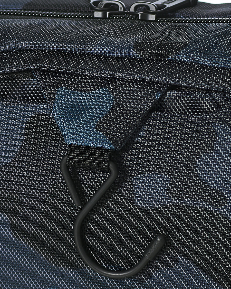 Herr | TUMI Alpha Bravo Reno Travel Kit Navy Camouflage | TUMI | Alpha Bravo Reno Travel Kit Navy Camouflage