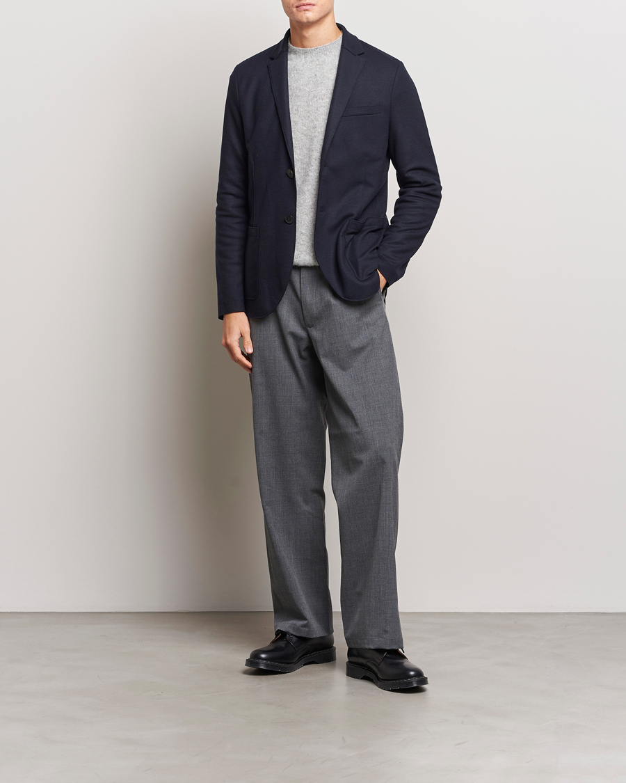 Herr | Kavajer | Harris Wharf London | Two Button Vented Superfine Merino Blazer Navy