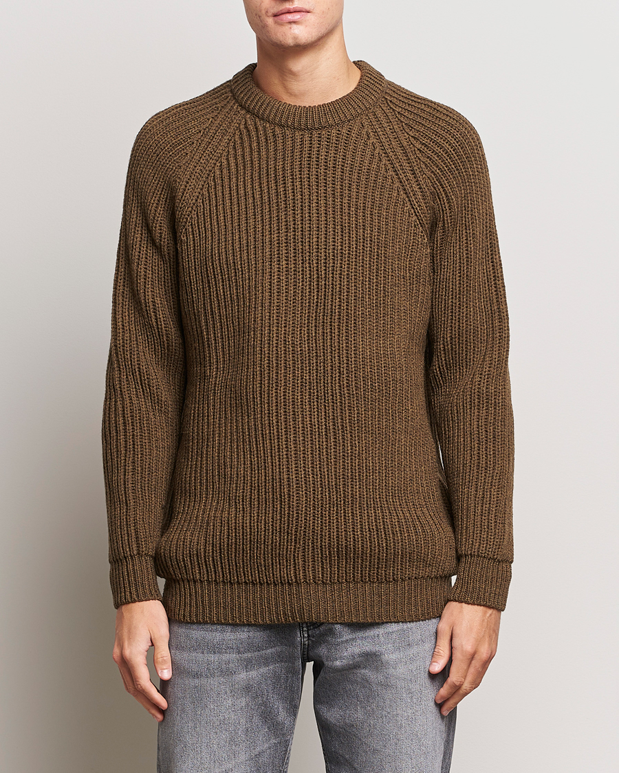 Herr | Tröjor | Gloverall | Fisherman Rib Chunky Wool Crew Dark Green
