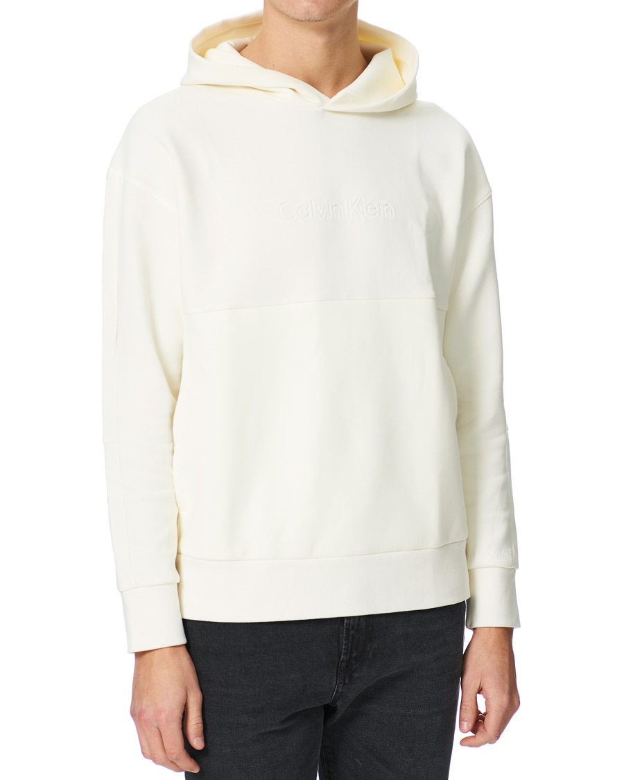 Herr | Tröjor | Calvin Klein | Comfort Debossed Logo Hoodie White