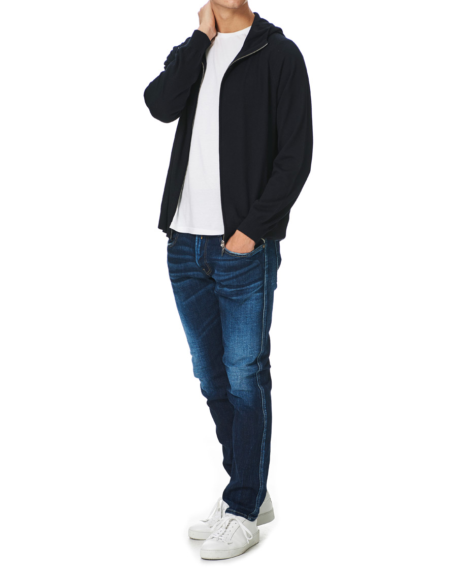 Herr | Tröjor | Tiger of Sweden | Navette Knitted Merino Sweater Dark Navy