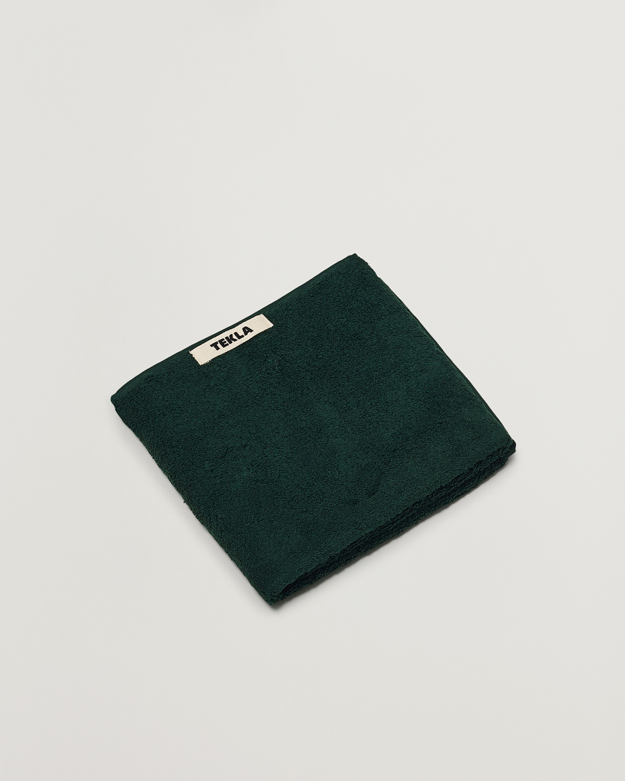 Herr | Textilier | Tekla | Organic Terry Hand Towel Forest Green