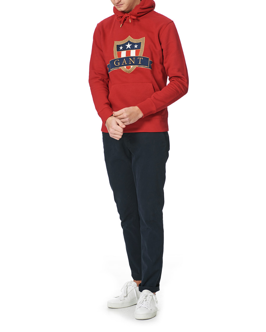 Herr | Tröjor | GANT | Banner Shield Hoodie Equestrian Red