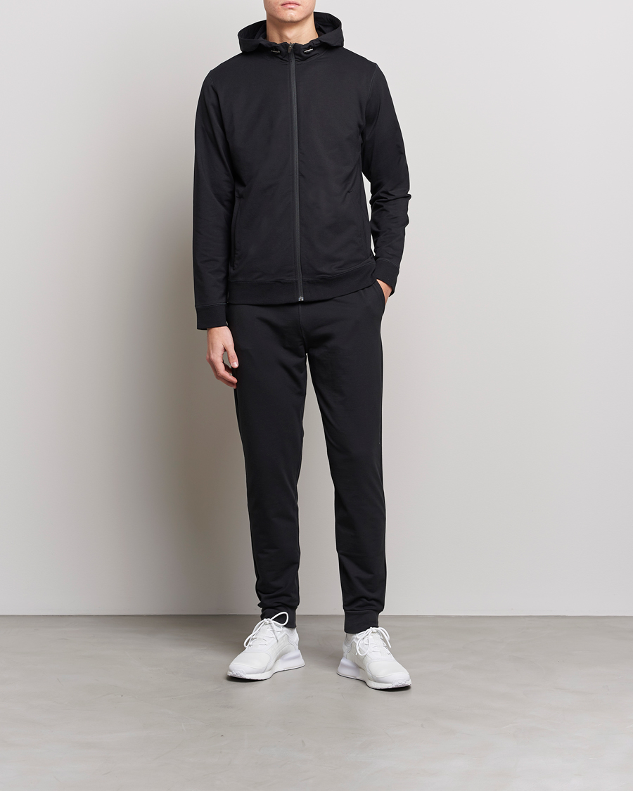 Herr | Loungewear | Sunspel | Active Full Zip Hood Black