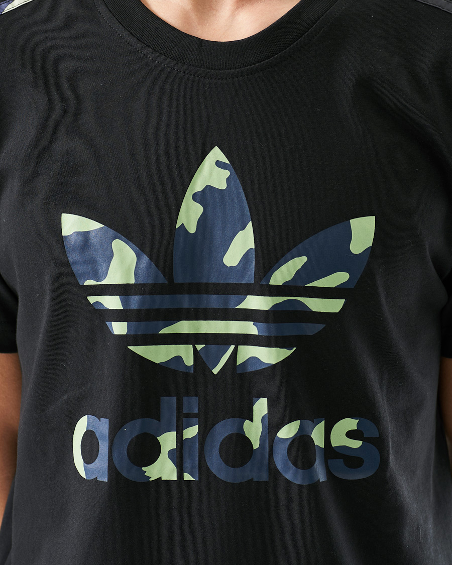 Herr | T-Shirts | adidas Originals | Camo Infill Tee Black