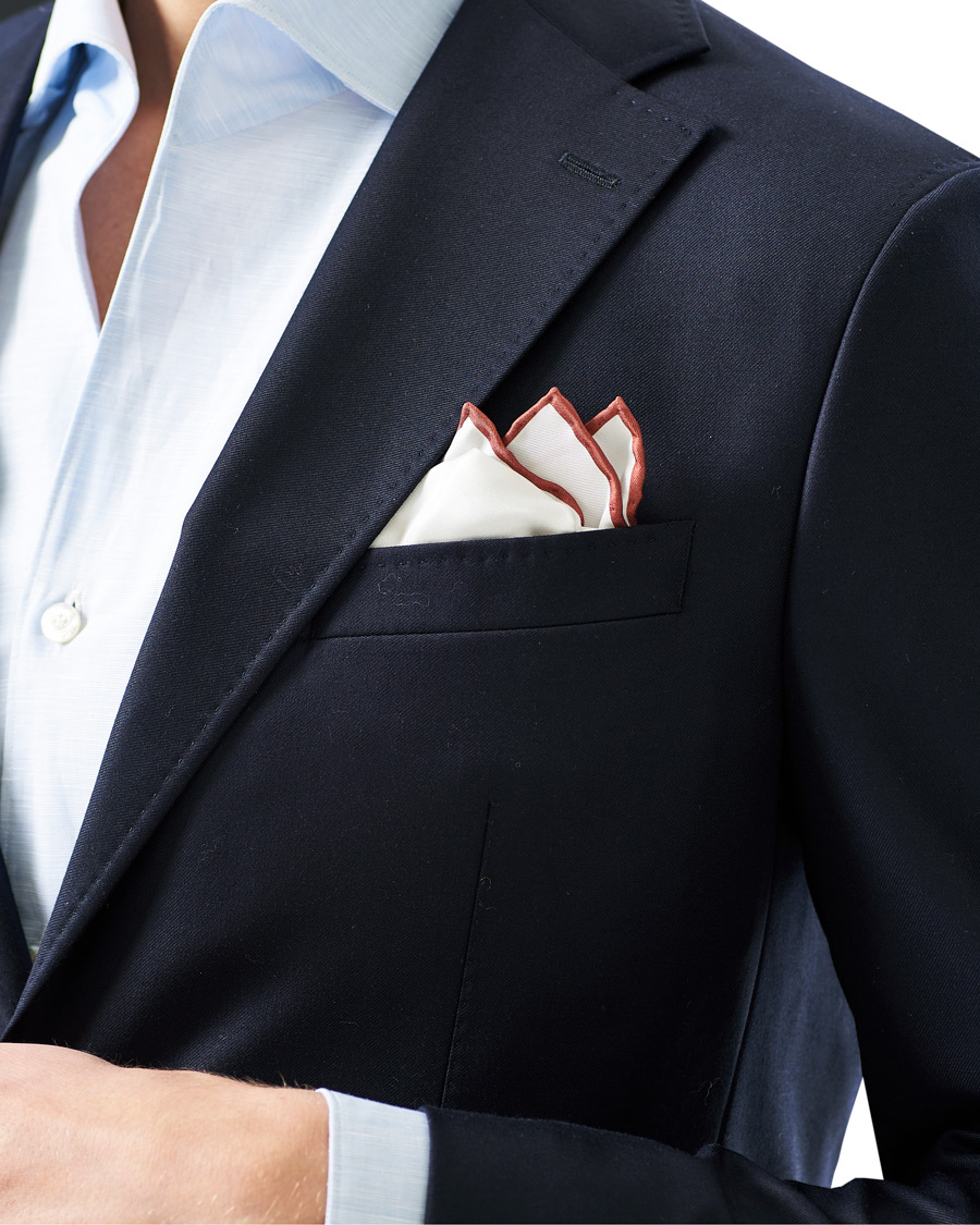 Herr | Brioni Silk Pocket Square White/Burgundy | Brioni | Silk Pocket Square White/Burgundy