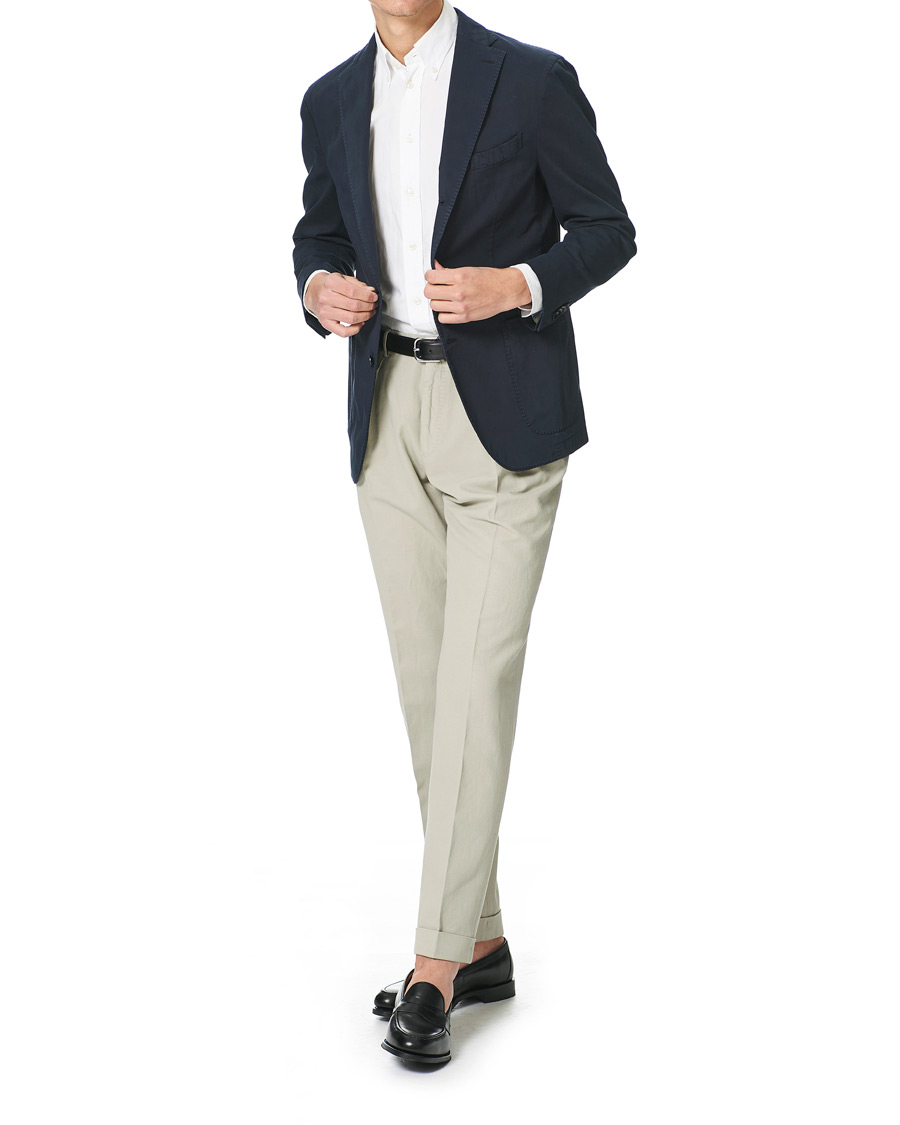 Herr | Byxor | Incotex | Carrot Fit Pleated Trousers Beige