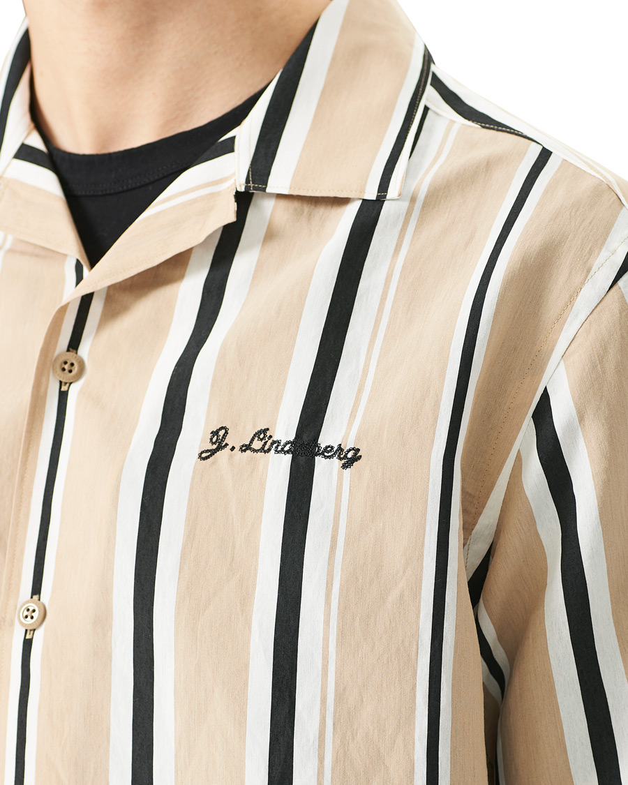 Herr | Skjortor | J.Lindeberg | Elio Striped Resort Shirtt Batique Khaki
