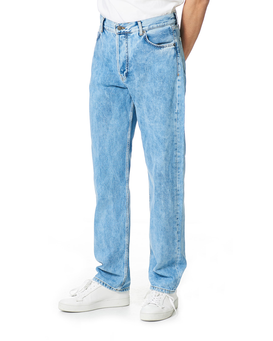 Herr | Jeans | J.Lindeberg | Johnny Light Washed Loose Jeans Light Blue
