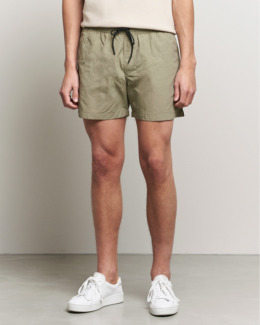 Herr | Badbyxor | Tiger of Sweden | Sjo Swim Shorts Light Khaki