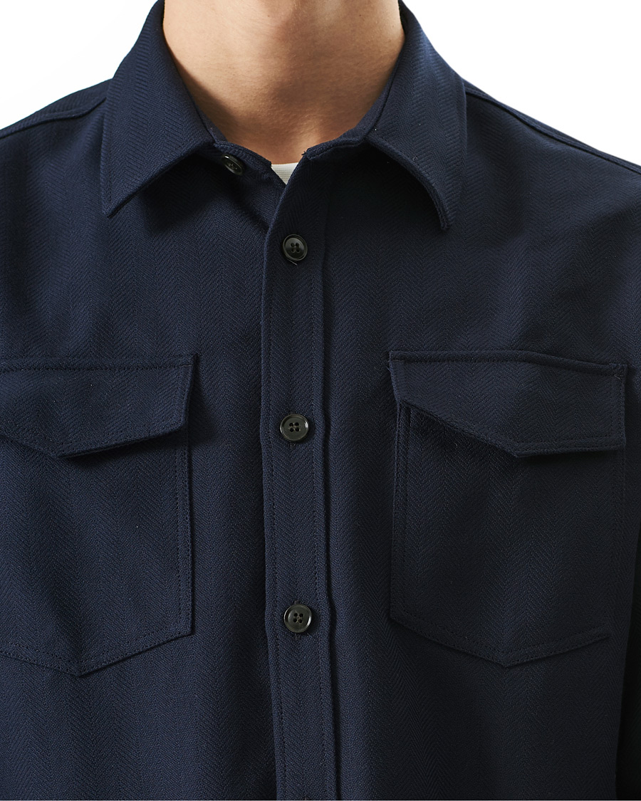 Herr | Skjortor | Tiger of Sweden | Arnou Overshirt Light Ink