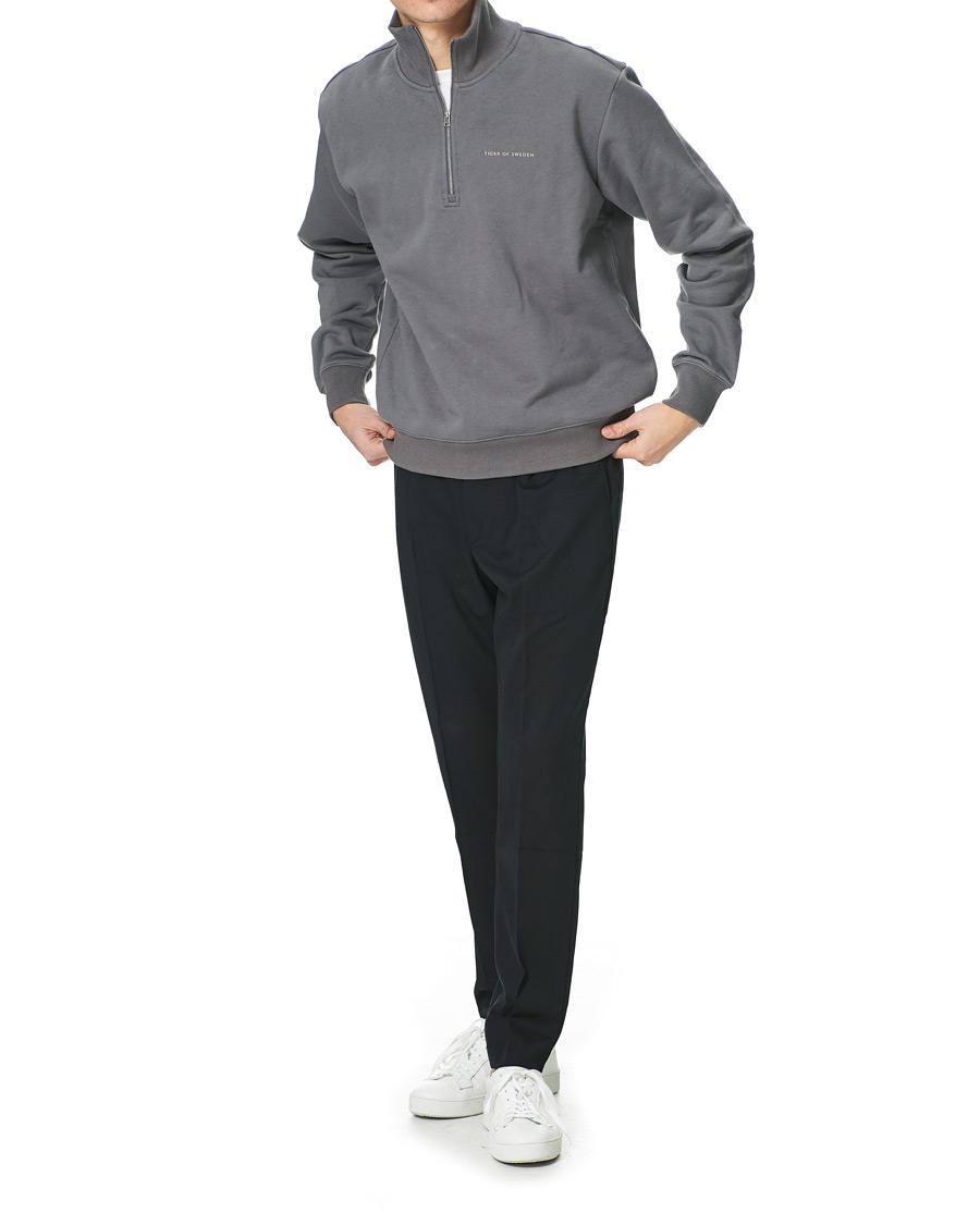 Herr | Tröjor | Tiger of Sweden | Marlon Half Zip Sweater Stone Grey