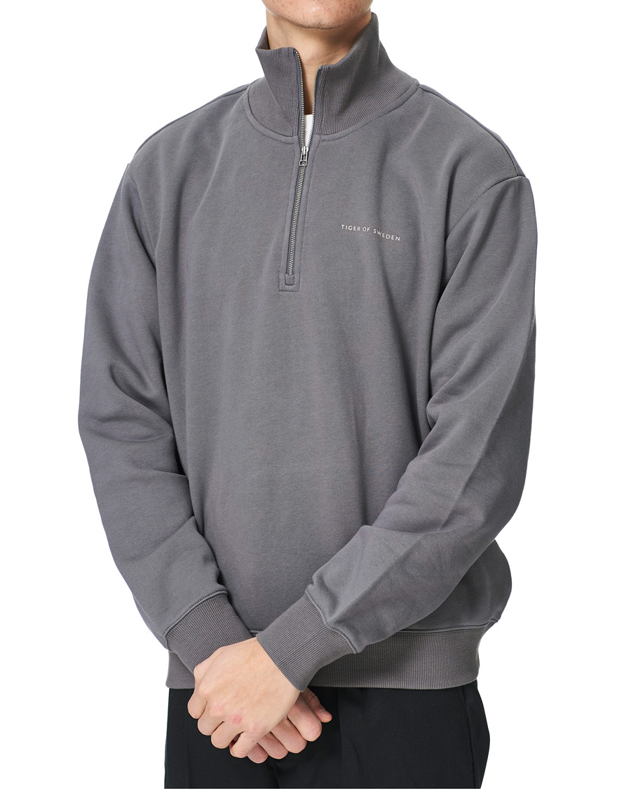 Herr | Tröjor | Tiger of Sweden | Marlon Half Zip Sweater Stone Grey