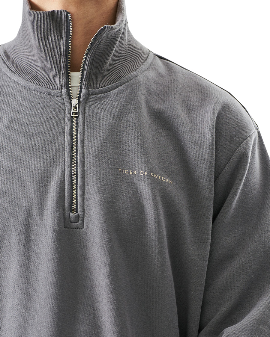 Herr | Tröjor | Tiger of Sweden | Marlon Half Zip Sweater Stone Grey