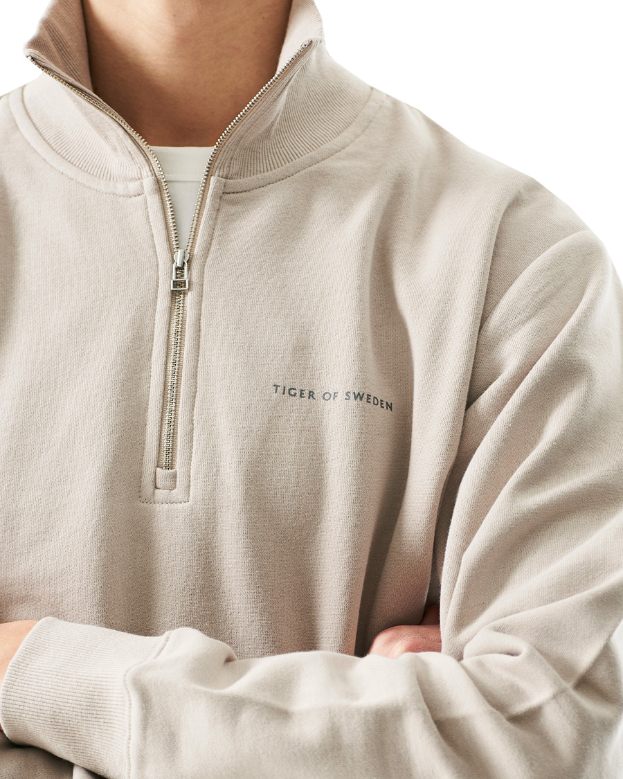 Herr | Tröjor | Tiger of Sweden | Marlon Half Zip Sweater Dove Grey