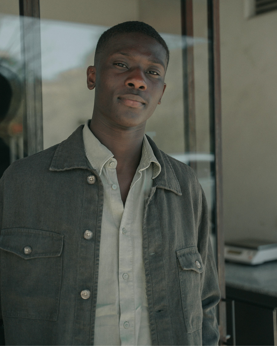 Herr | Skjortor | NN07 | Arne Button Down Baby Cord Shirt Oil Green