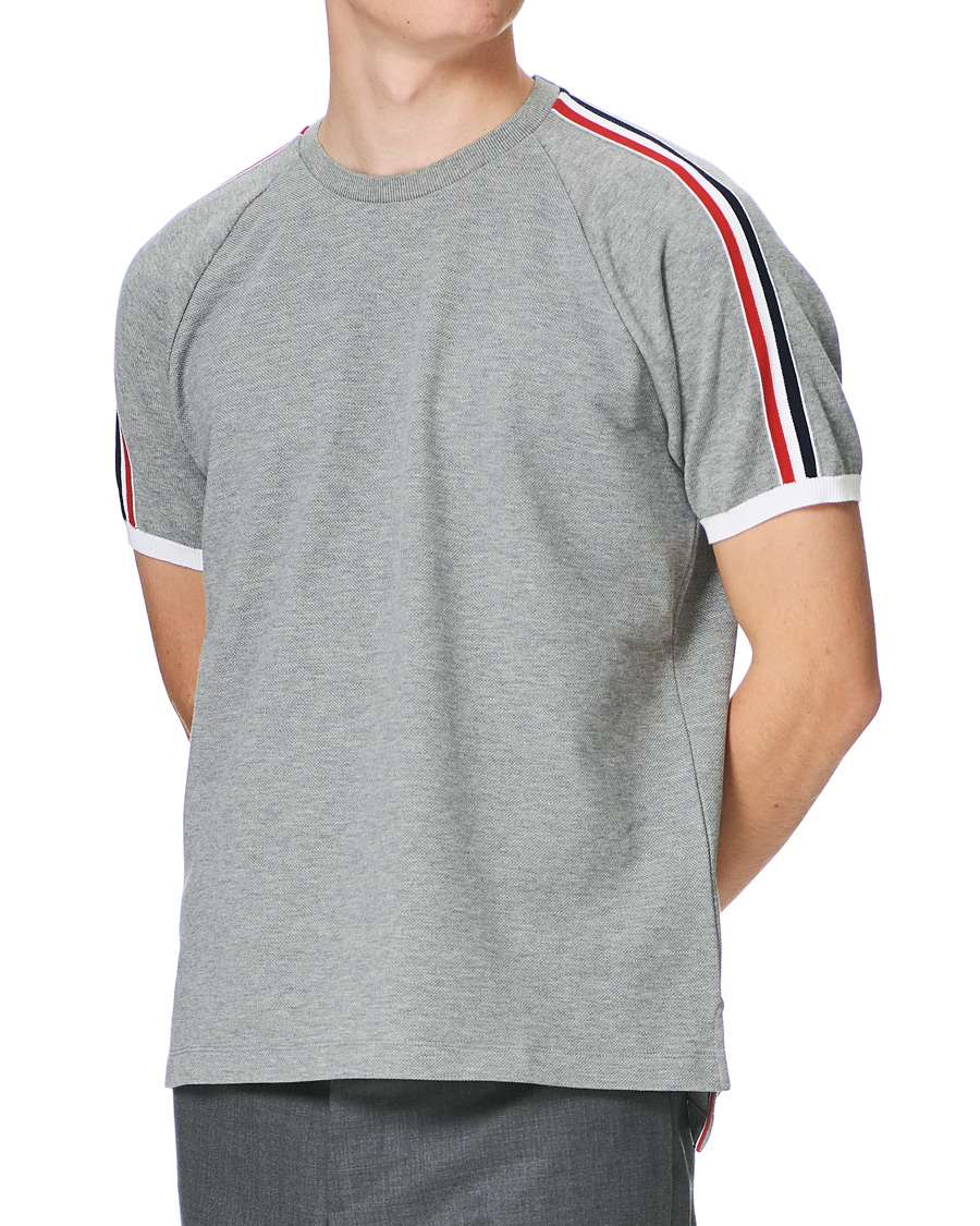 Herr | T-Shirts | Thom Browne | Raglan Sleeve T-Shirt Light Grey