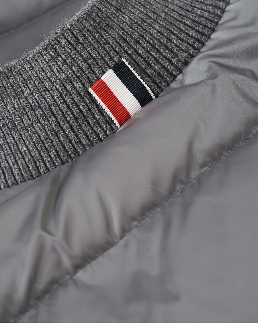 Herr | Jackor | Thom Browne | 4 Bar Snap Front Down Vest Light Grey