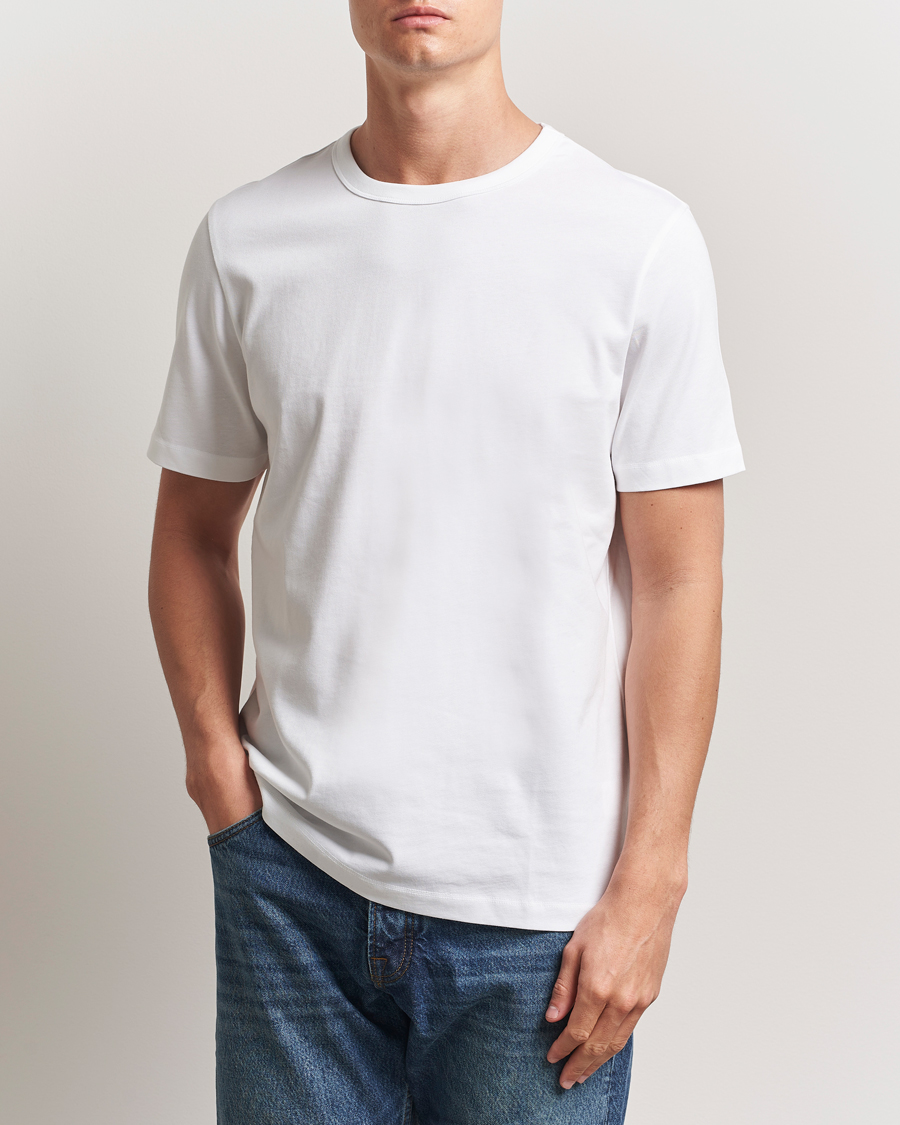 Herr | Snart i lager | A Day's March | Heavy Tee White