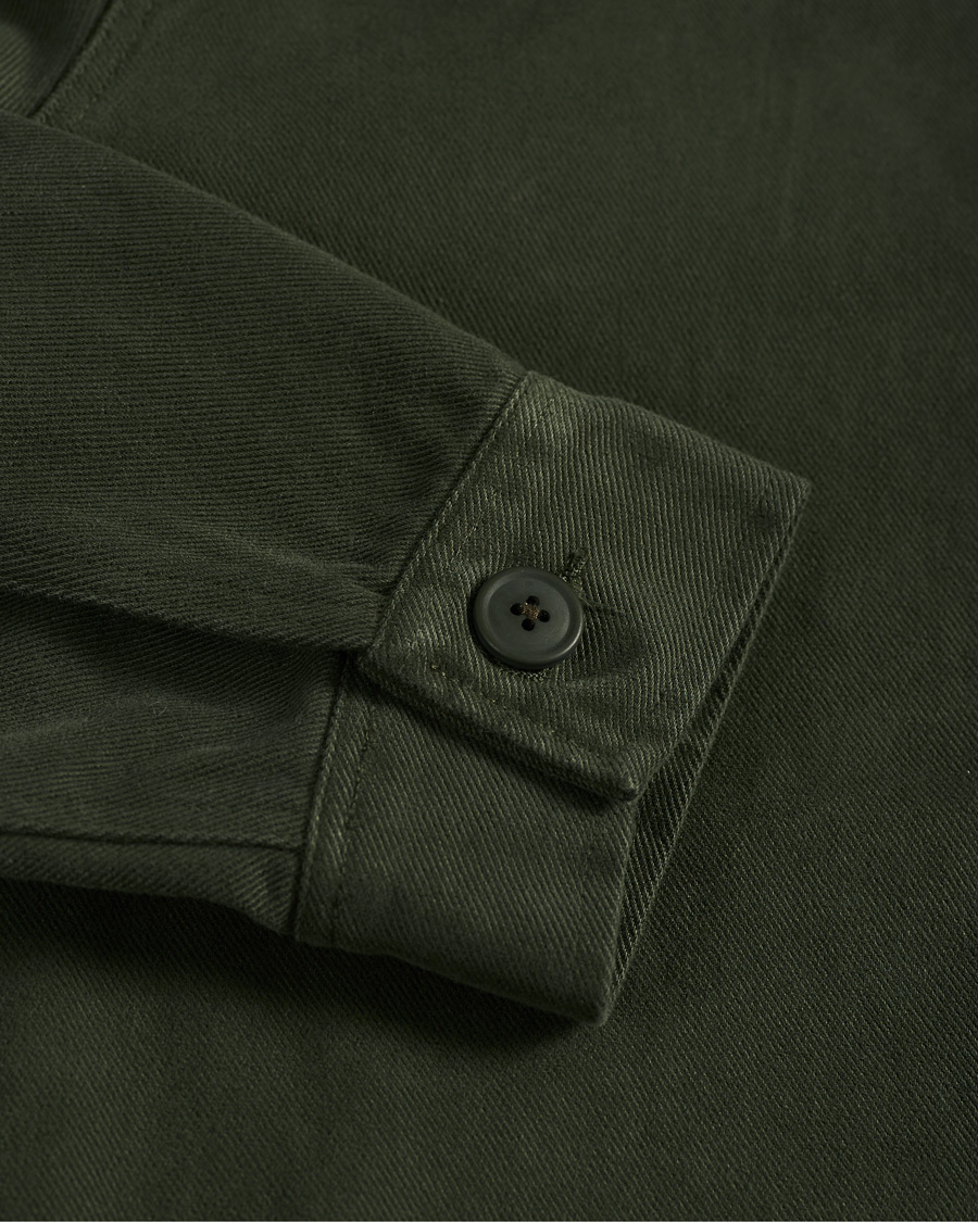 Herr | Skjortor | A Day's March | Sturdy Twill Patch Pocket Overshirt Forest