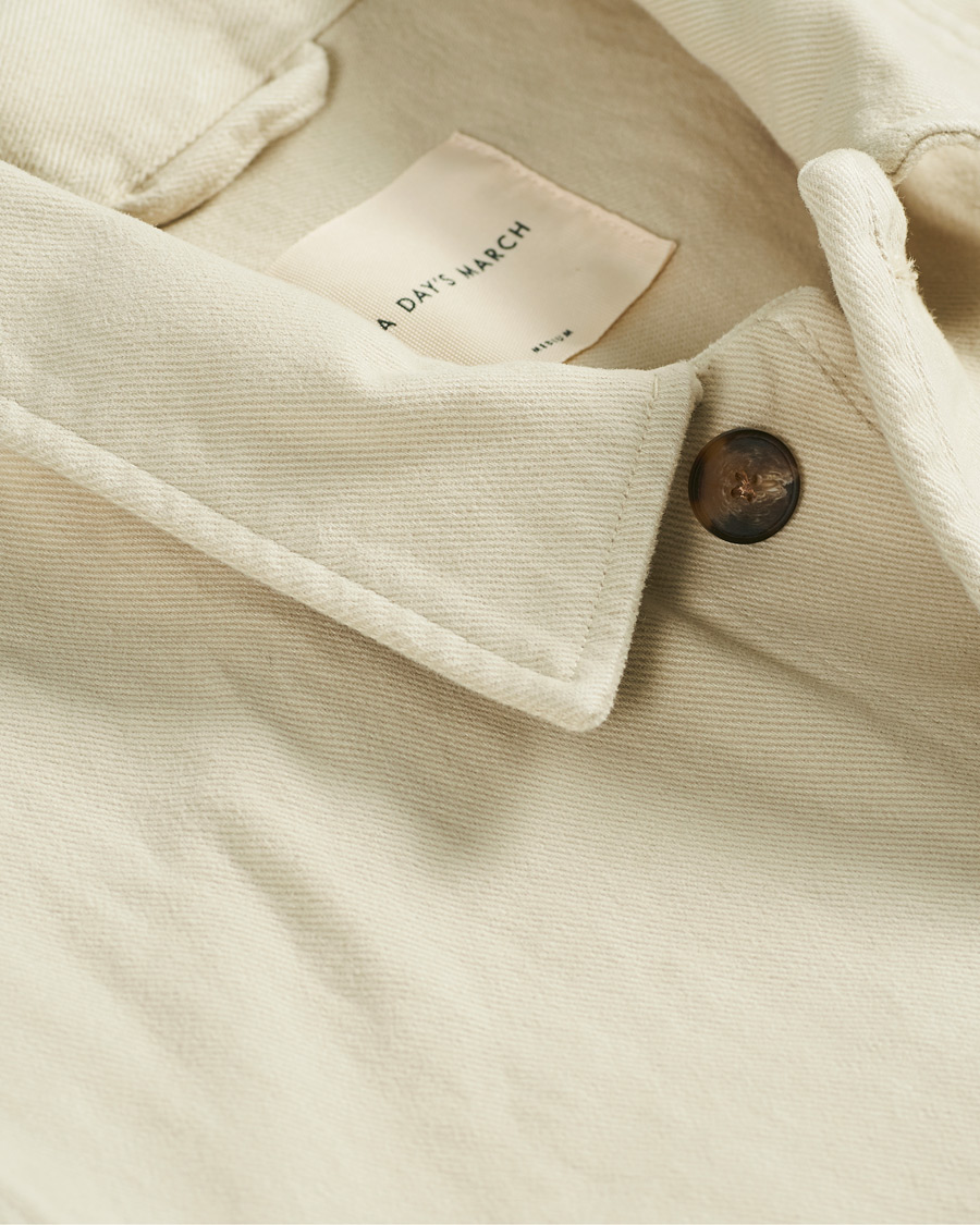 Herr | Skjortor | A Day's March | Sturdy Twill Patch Pocket Overshirt Desert