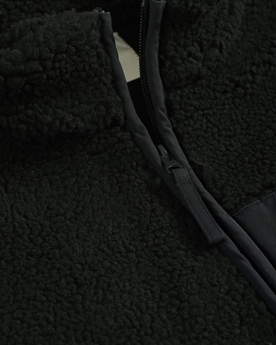 Herr | Tröjor | A Day's March | Arvån Recycled Fleece Vest Black