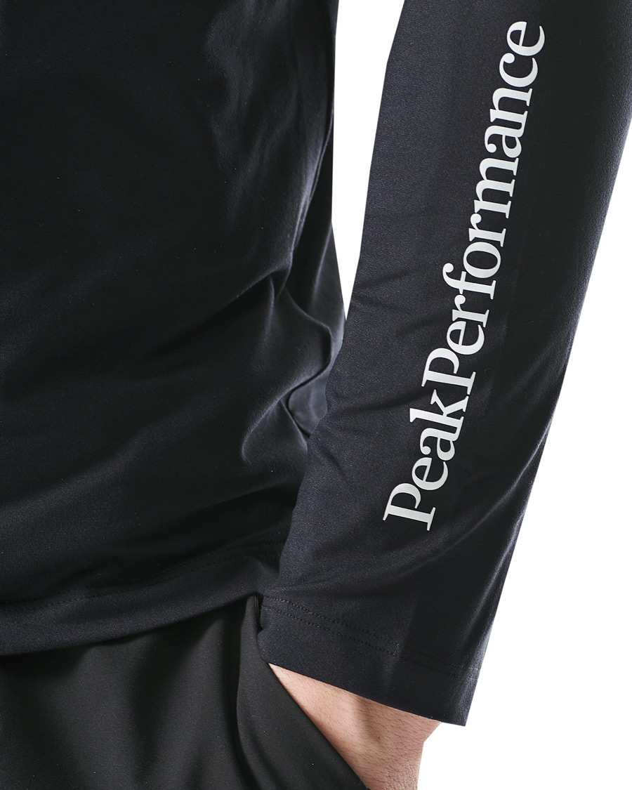 Herr | T-Shirts | Peak Performance | Chase Half Zip Long Sleeve Tee Black