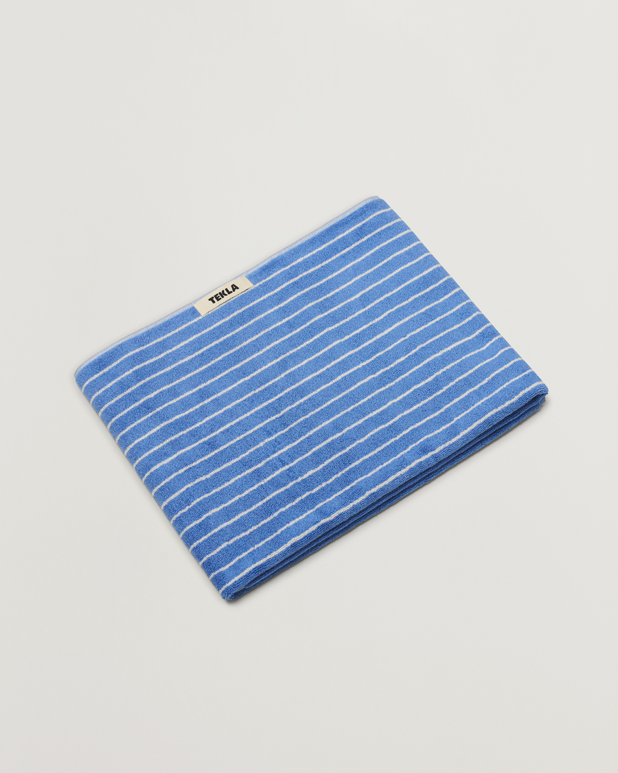 Herr | Textilier | Tekla | TeklaOrganic Terry Bath TowelClear Blue Stripes
