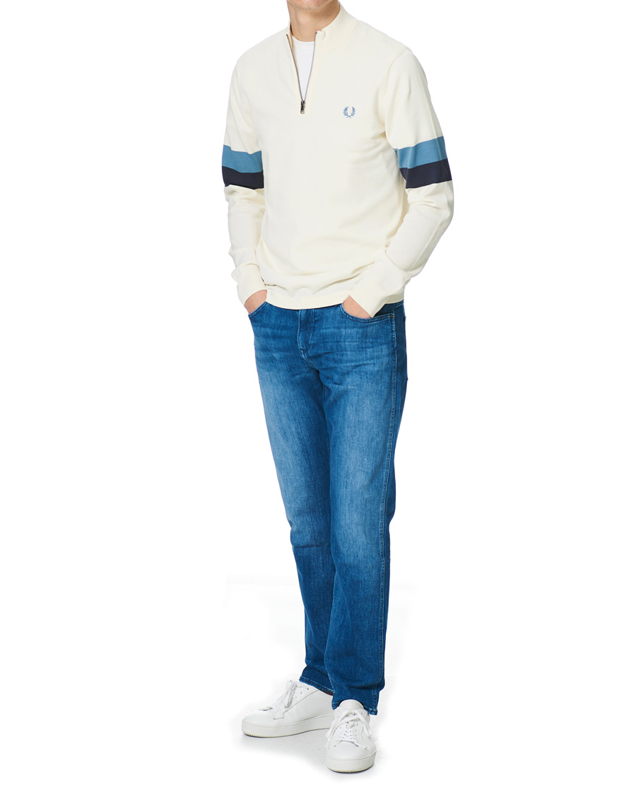 Herr | Tröjor | Fred Perry | Funnel Neck Knitted Zip Jumper Ecru