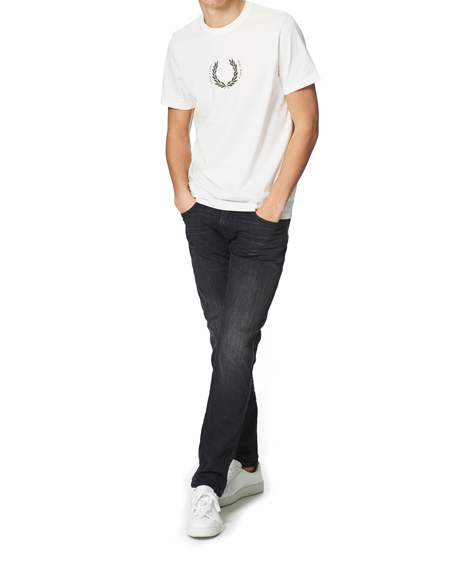 Herr | T-Shirts | Fred Perry | Laurel Wreath Tee Snow White
