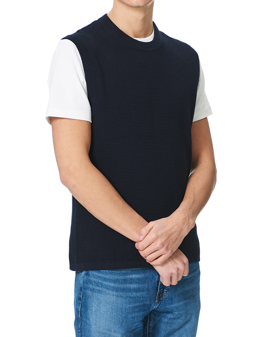 Herr | Tröjor | Filippa K | Gerald Vest Navy