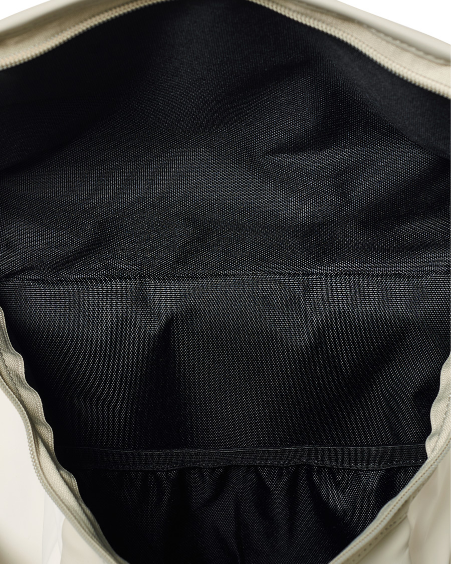 Herr | RAINS Mountaineer Bag Fossil/Cement | RAINS | Mountaineer Bag Fossil/Cement