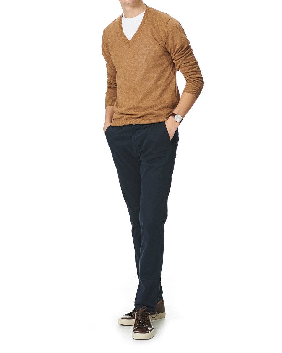 Herr | Tröjor | Oscar Jacobson | Lionel Linen/Cotton V-Neck Brown
