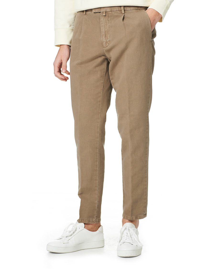 Herr | Byxor | Briglia 1949 | Easy Fit Pleated Linen Trousers Taupe