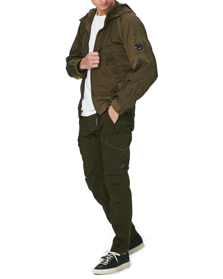 Herr | Jackor | C.P. Company | Chrome R Hooded Lens Jacket Olive