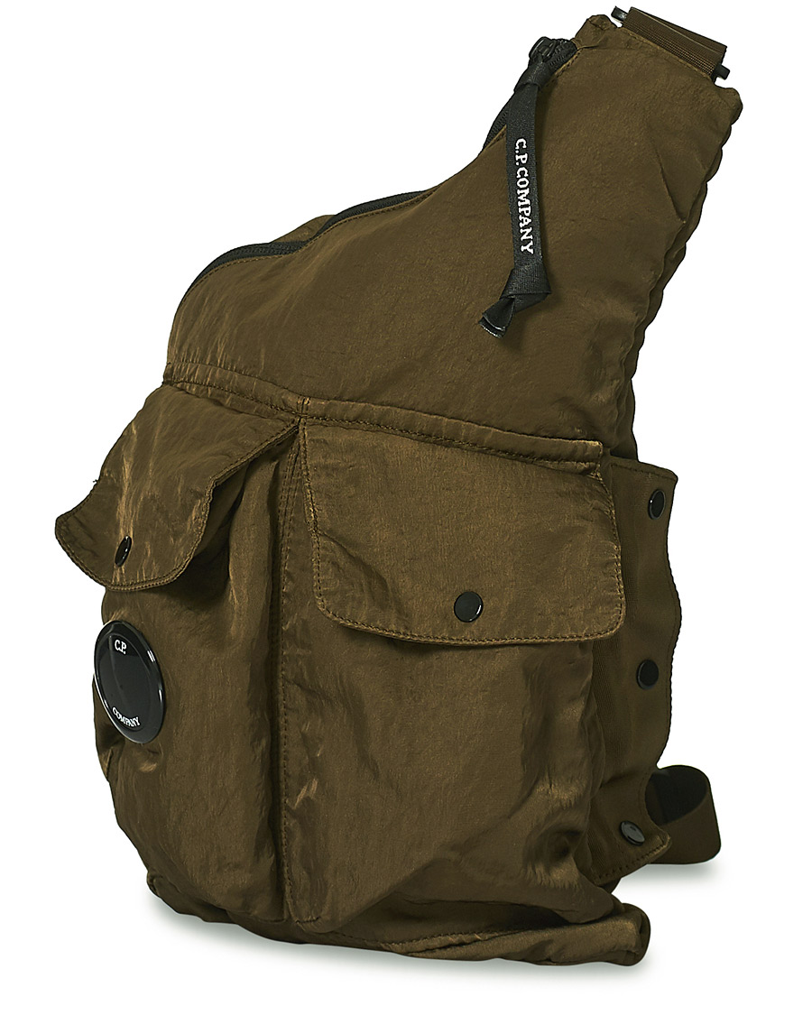 Herr | C.P. Company Nylon B Shoulder Bag Olive | C.P. Company | Nylon B Shoulder Bag Olive