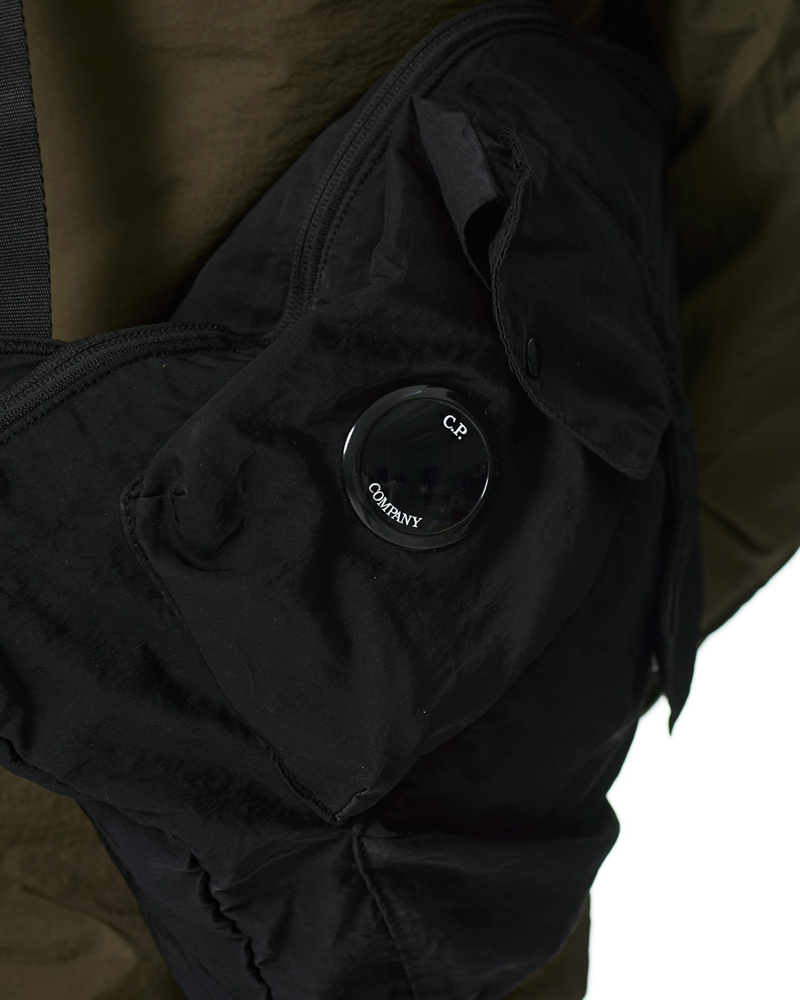 Herr | C.P. Company Nylon B Shoulder Bag Black | C.P. Company | Nylon B Shoulder Bag Black