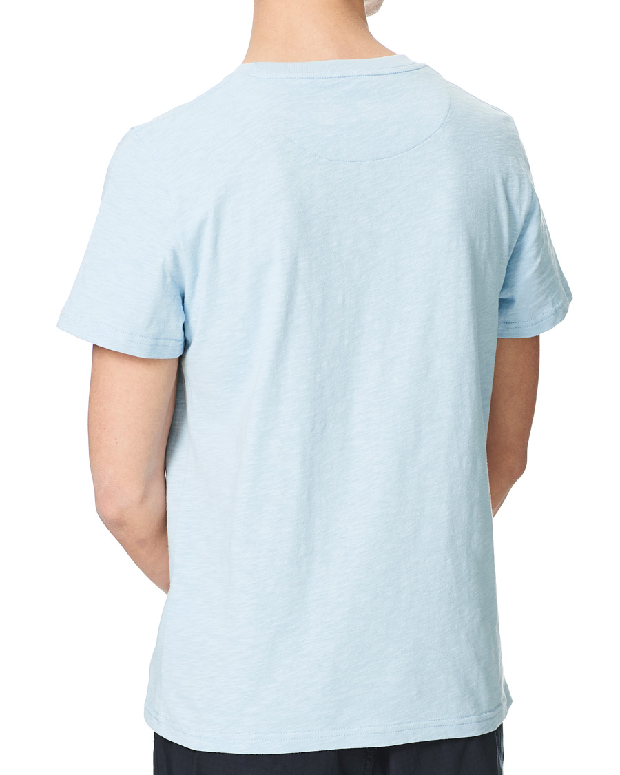 Herr | T-Shirts | Morris | Lily Slub Pocket Crew Neck Tee Light Blue