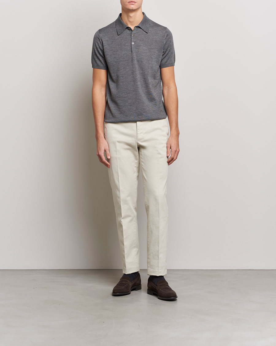Herr | Stickade pikéer | Morris Heritage | Short Sleeve Knitted Polo Shirt Grey