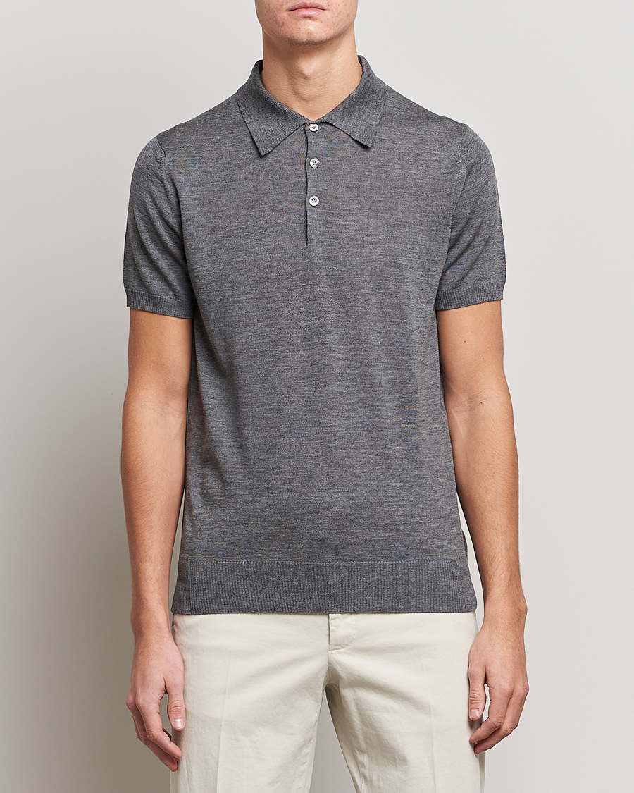 Herr | Stickade pikéer | Morris Heritage | Short Sleeve Knitted Polo Shirt Grey