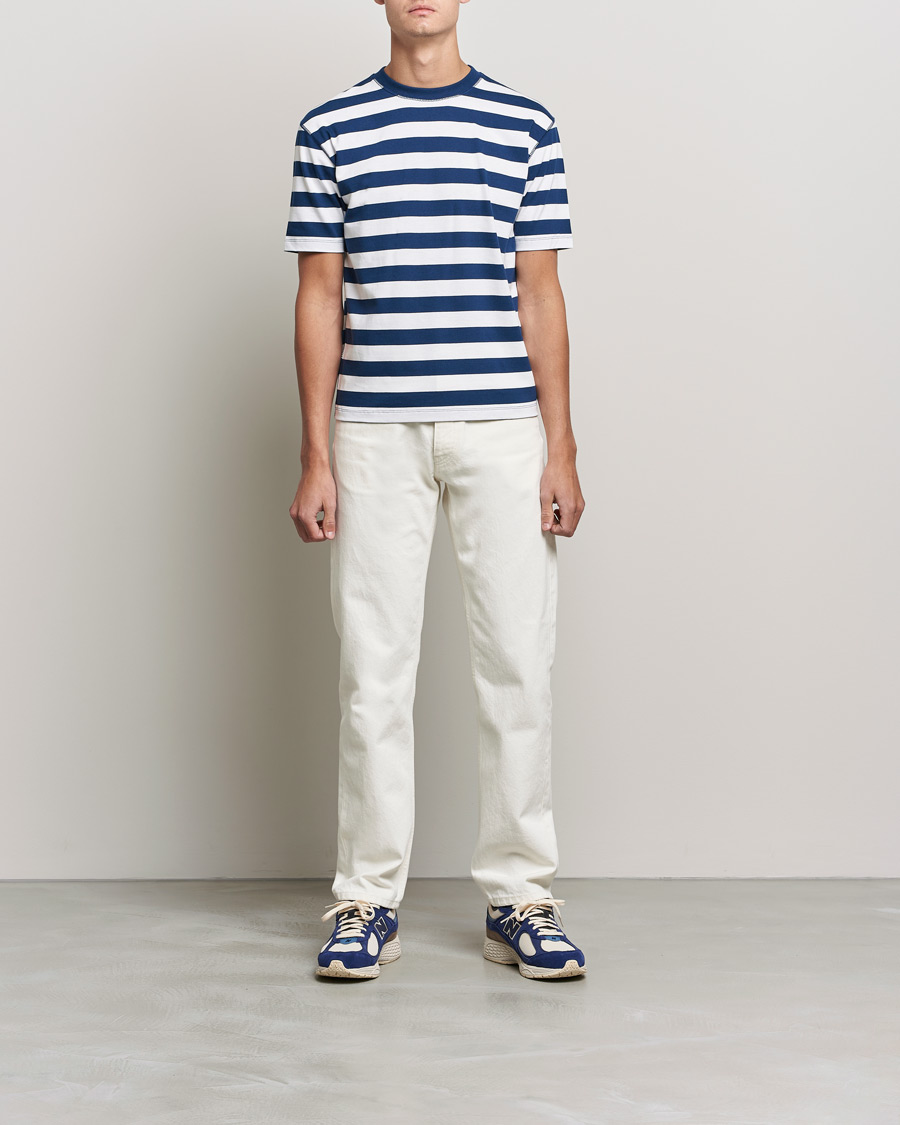 Herr | T-Shirts | Drake's | Striped Cotton Hiking Tee White/Navy