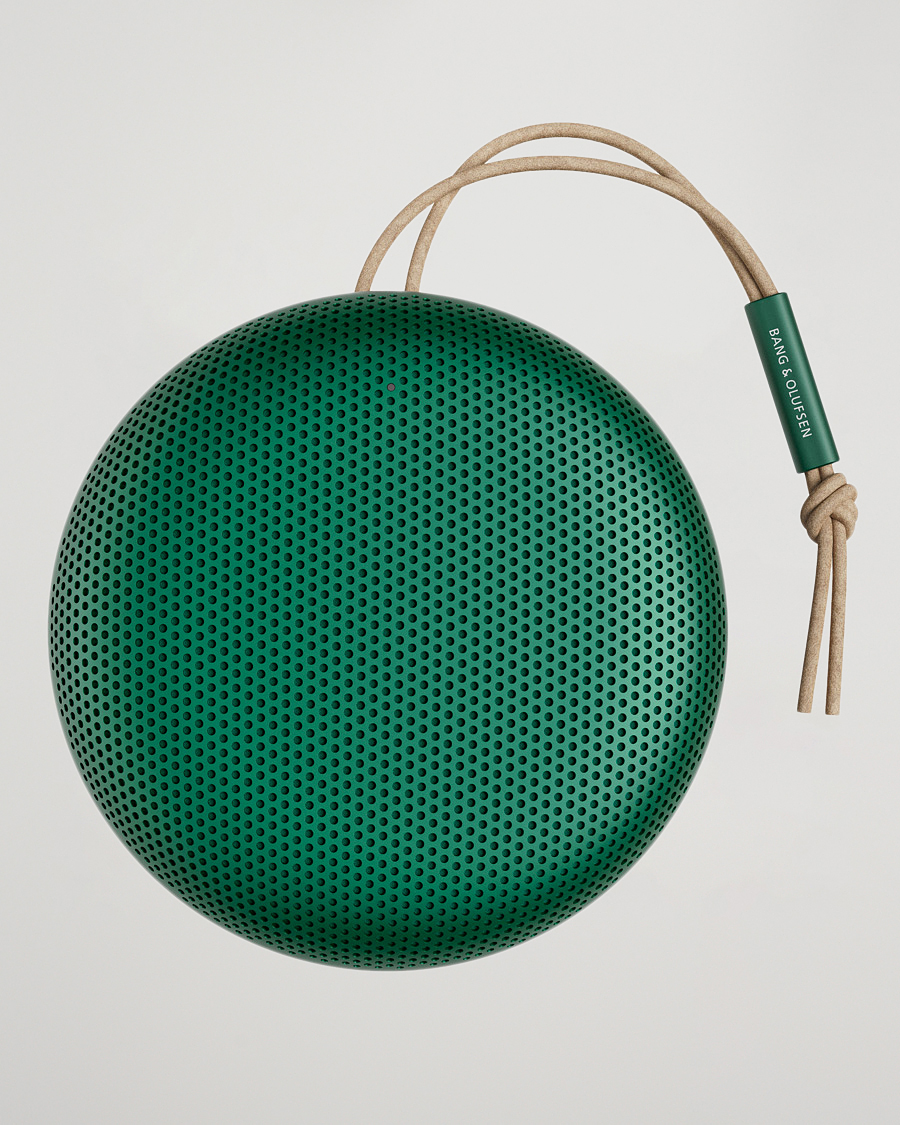 Herr | Bang & Olufsen Beosound A1 2nd Gen Waterproof Speaker Green | Bang & Olufsen | Beosound A1 2nd Gen Waterproof Speaker Green