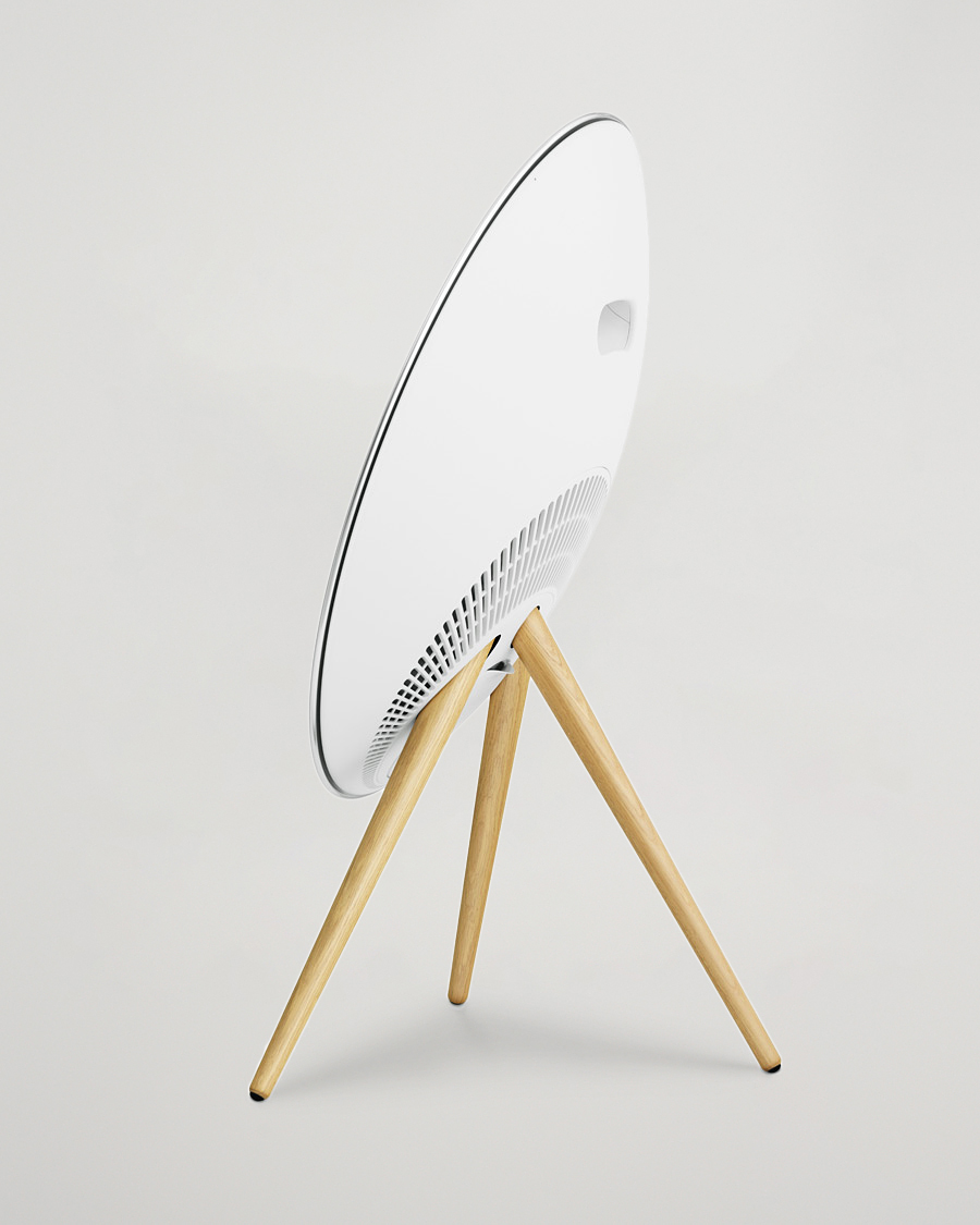 Herr | Till Konnässören | Bang & Olufsen | Beoplay A9 Wireless Speaker White