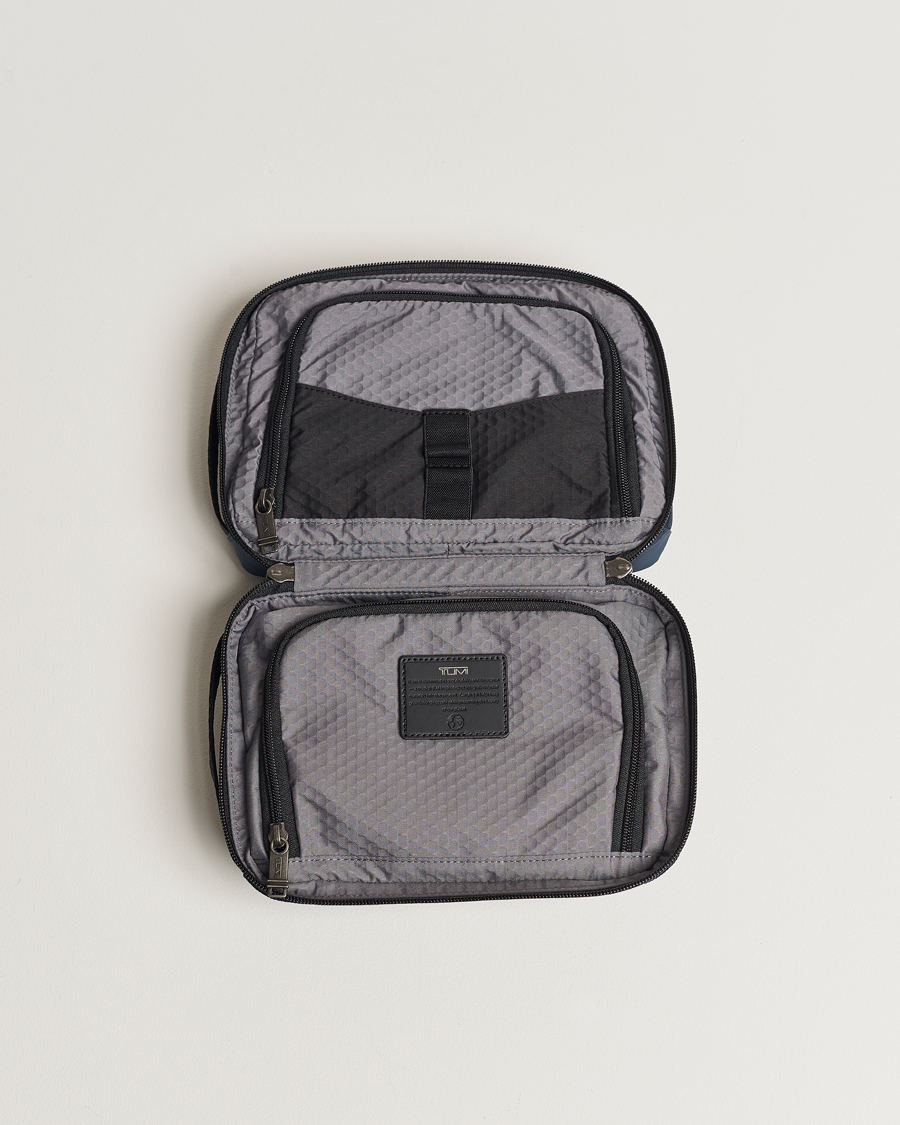 Herr | Väskor | TUMI | Alpha Bravo Response Travel Kit Navy