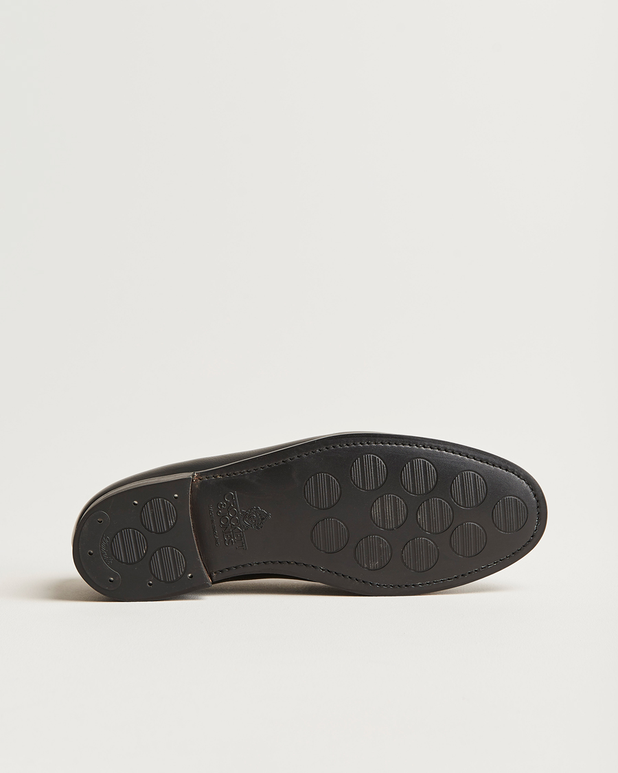 Herr | Crockett & Jones x Tärnsjö Garveri Boston Milled Grain City Sole Black Calf | Crockett & Jones x Tärnsjö Garveri | Boston Milled Grain City Sole Black Calf
